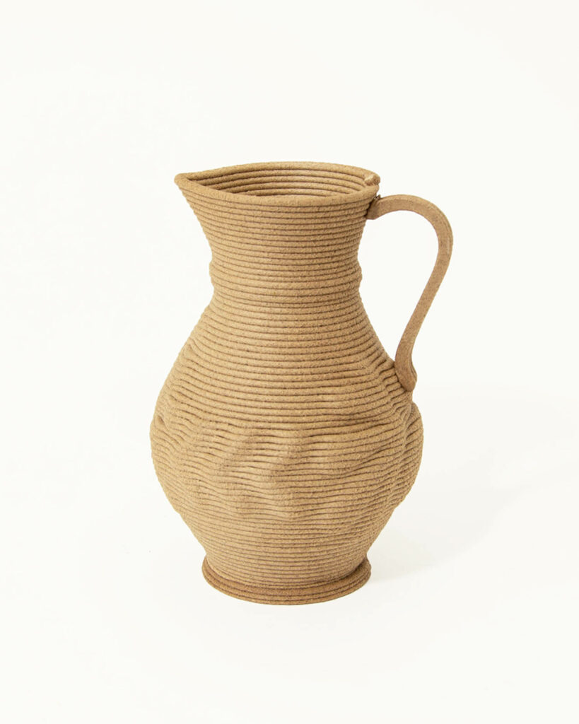 传统乌克兰罐头由生物基材制成