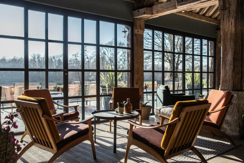 Les BodesEstate俱乐部内有高尔夫球场视图的座次