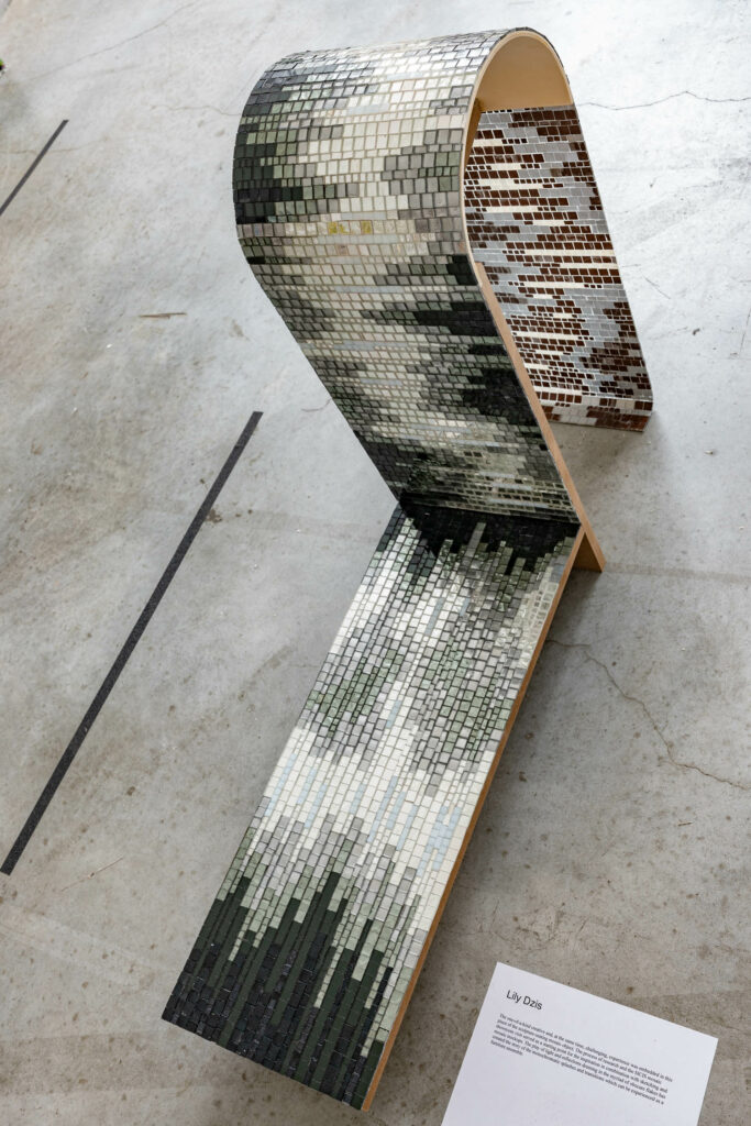 银曲马赛克曲线上下画廊