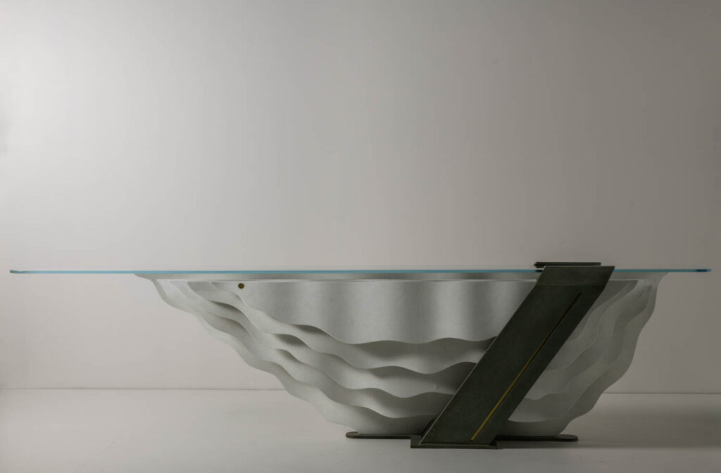 Pirouette控制台表底部有 wavy木层