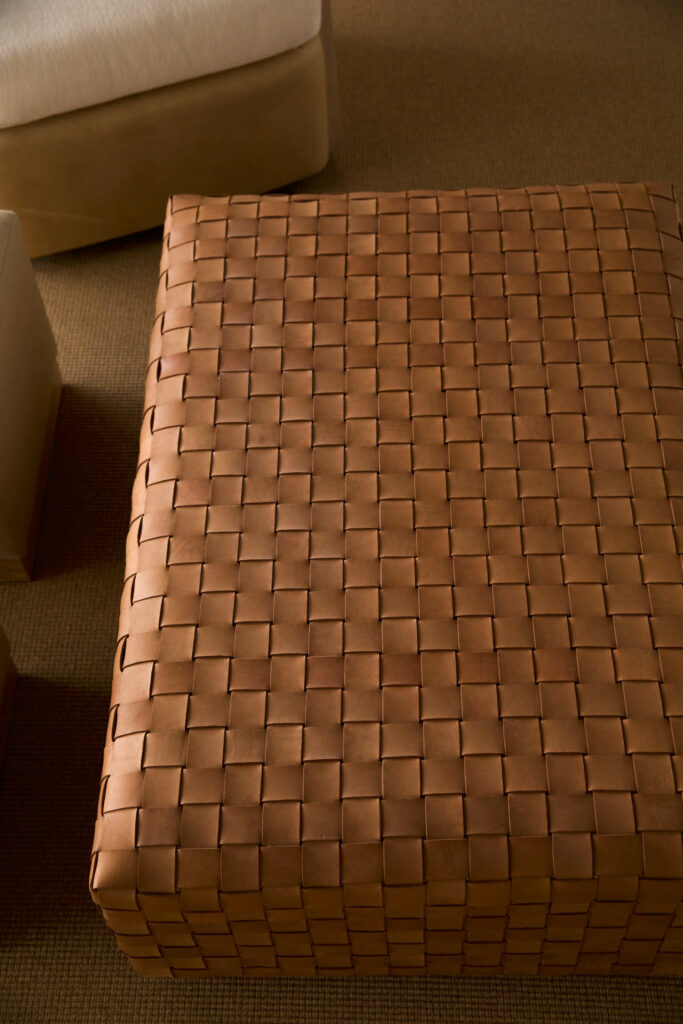 塞维拉怀特奥托曼由Alfredo Parades