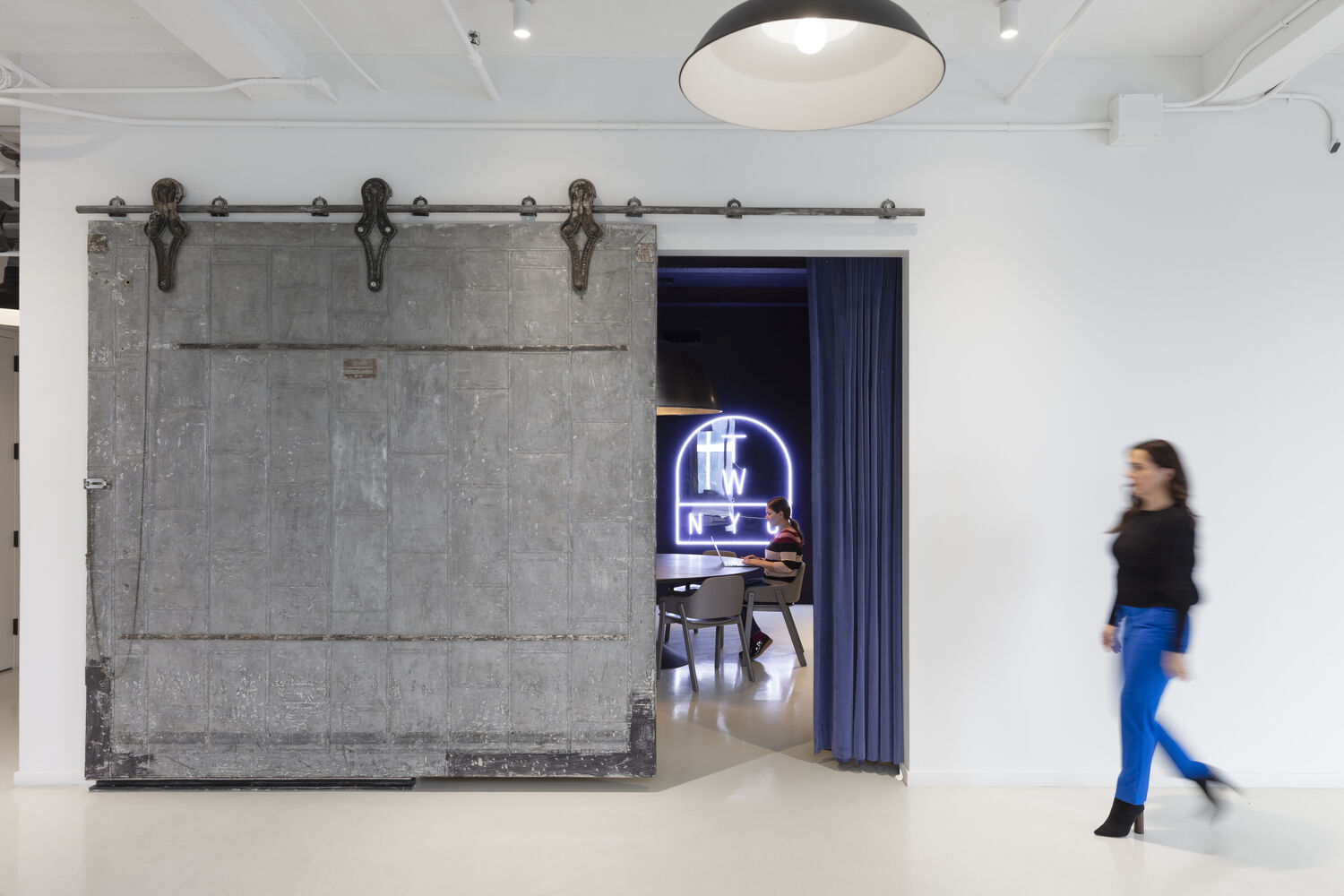 NYCxDESION2023Gensler终端仓库营销中心