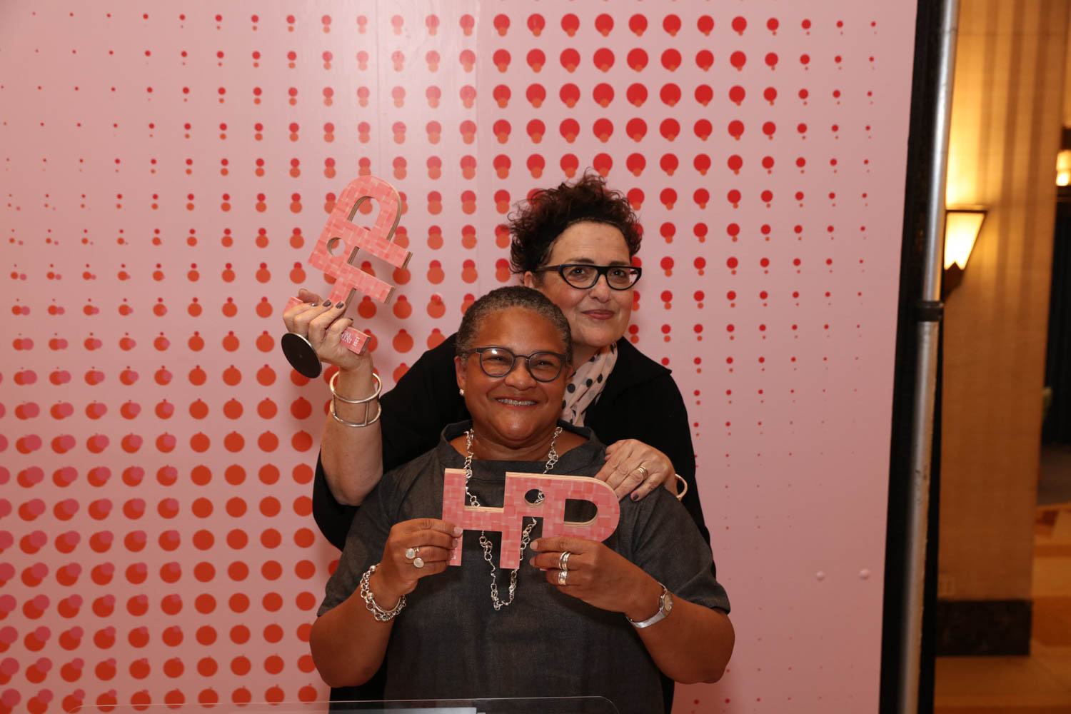 Cindy Allen和Jennifer Graham