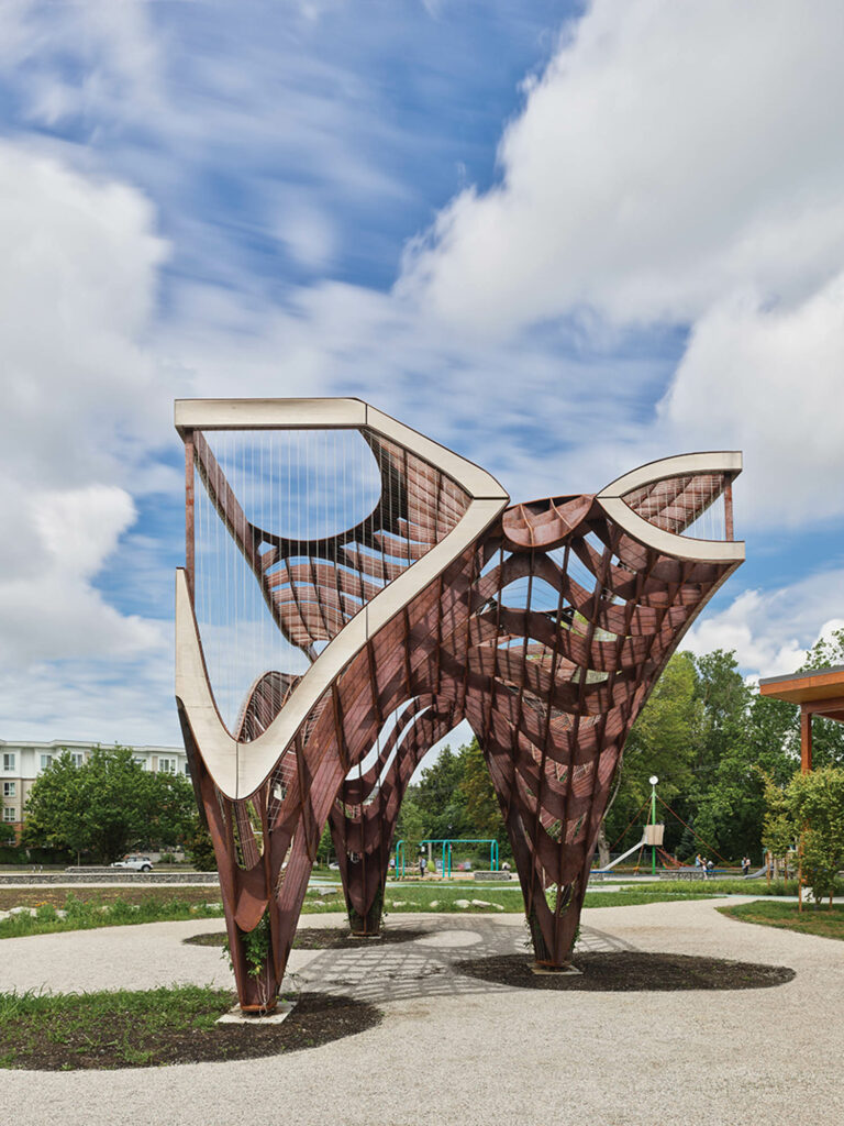 Pergola花园安装Polimetis不列颠哥伦比亚省西Cambie邻里公园