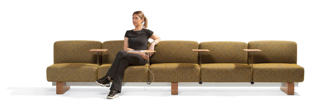 Stefan Borselius和Thomas Bernstrand为Blå站