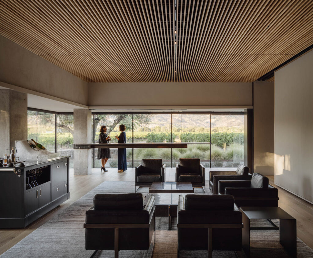 Cyrus休息室,俯视葡萄园