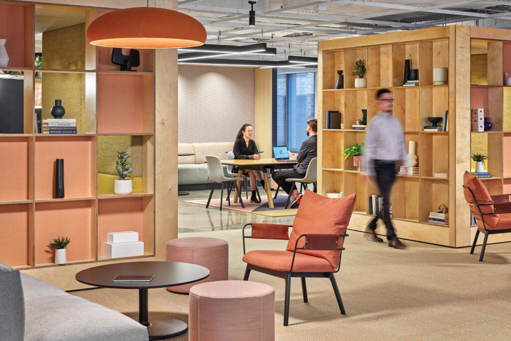 工作休息室配有三文鱼装饰品和BuziDome插件