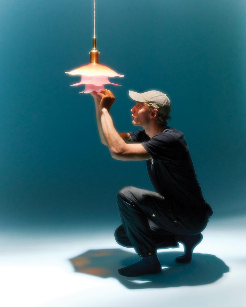 人螺旋灯泡从LouisPoulsenxHomeHeven集合