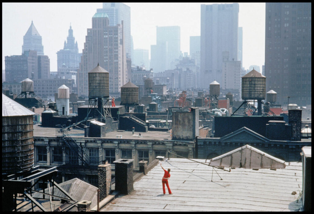 Trisha Brown Roof片照片 1973年曼哈顿屋顶表演