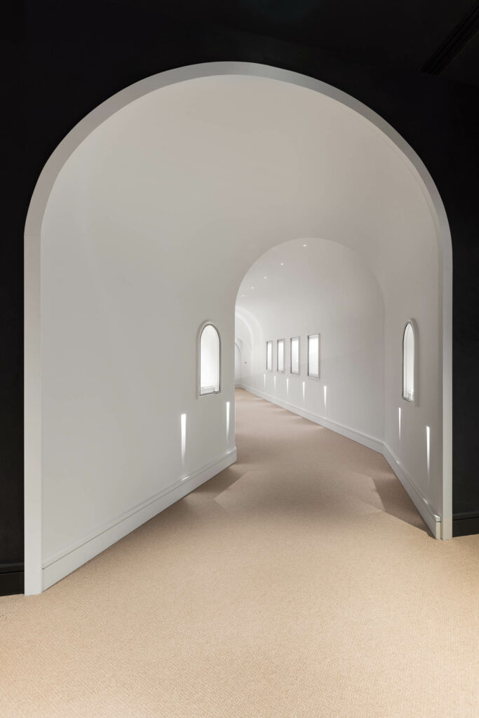 玻璃箱线楼下走廊 Joseph Duclos商店