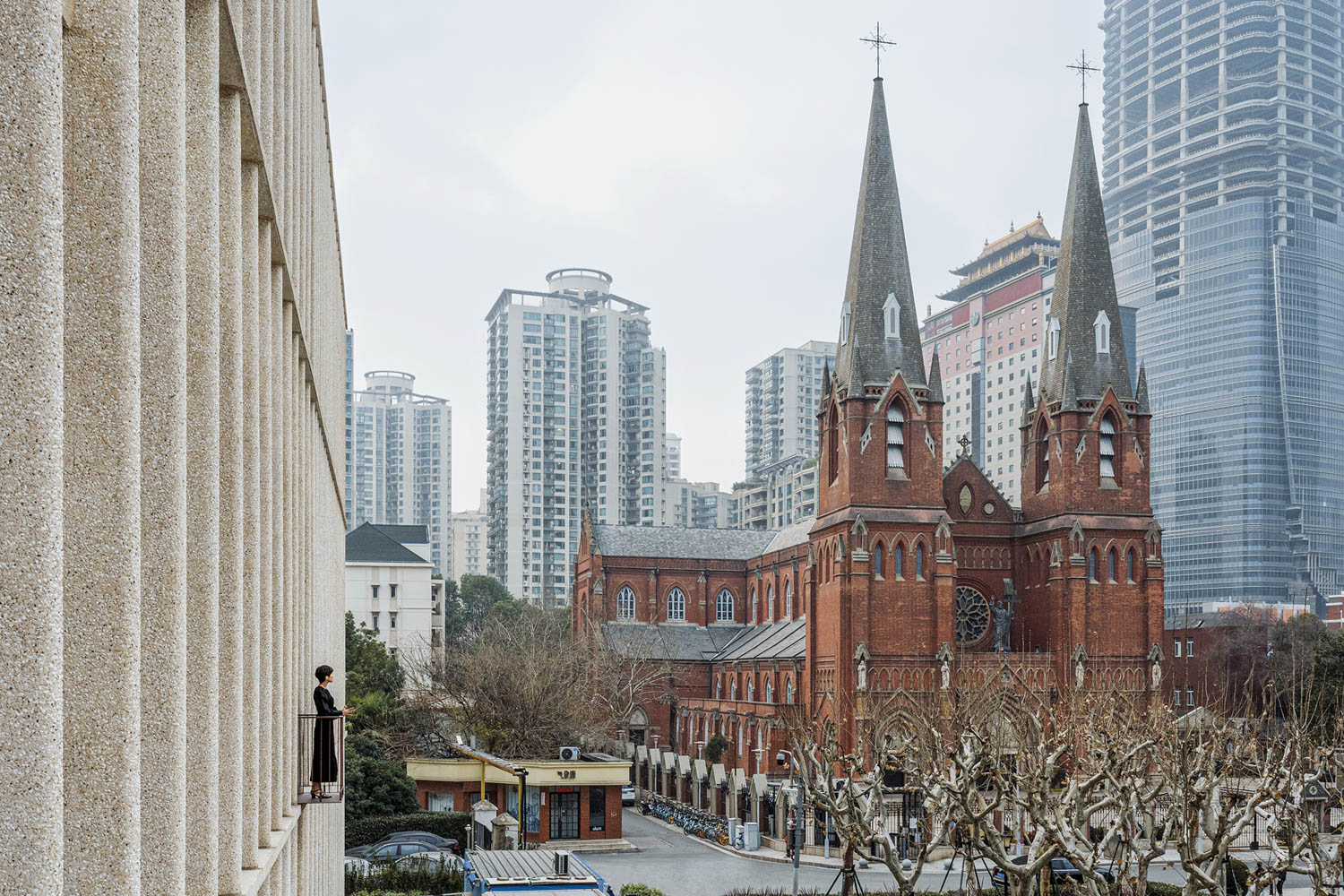 异域StIgnatius大教堂由砖制