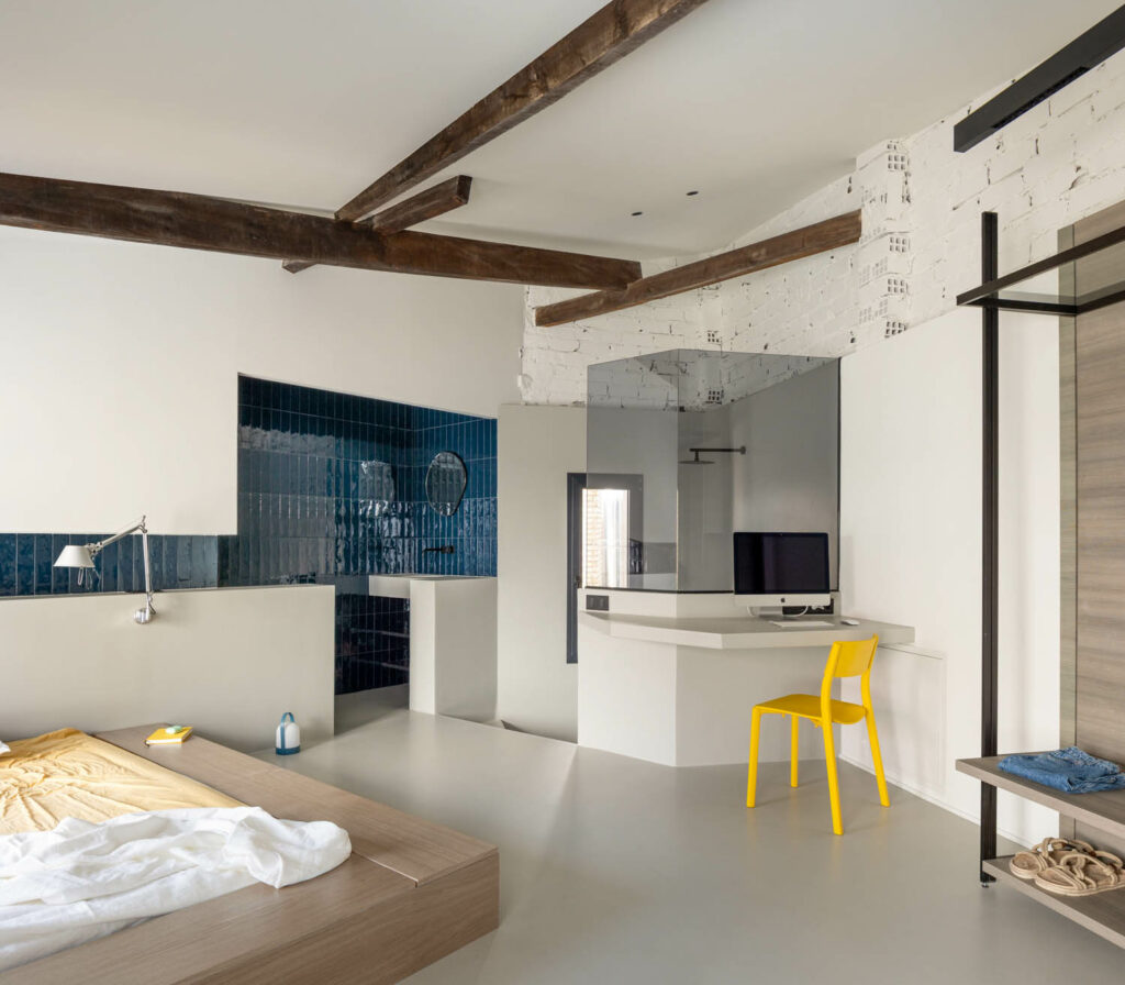 低架床木束天花板