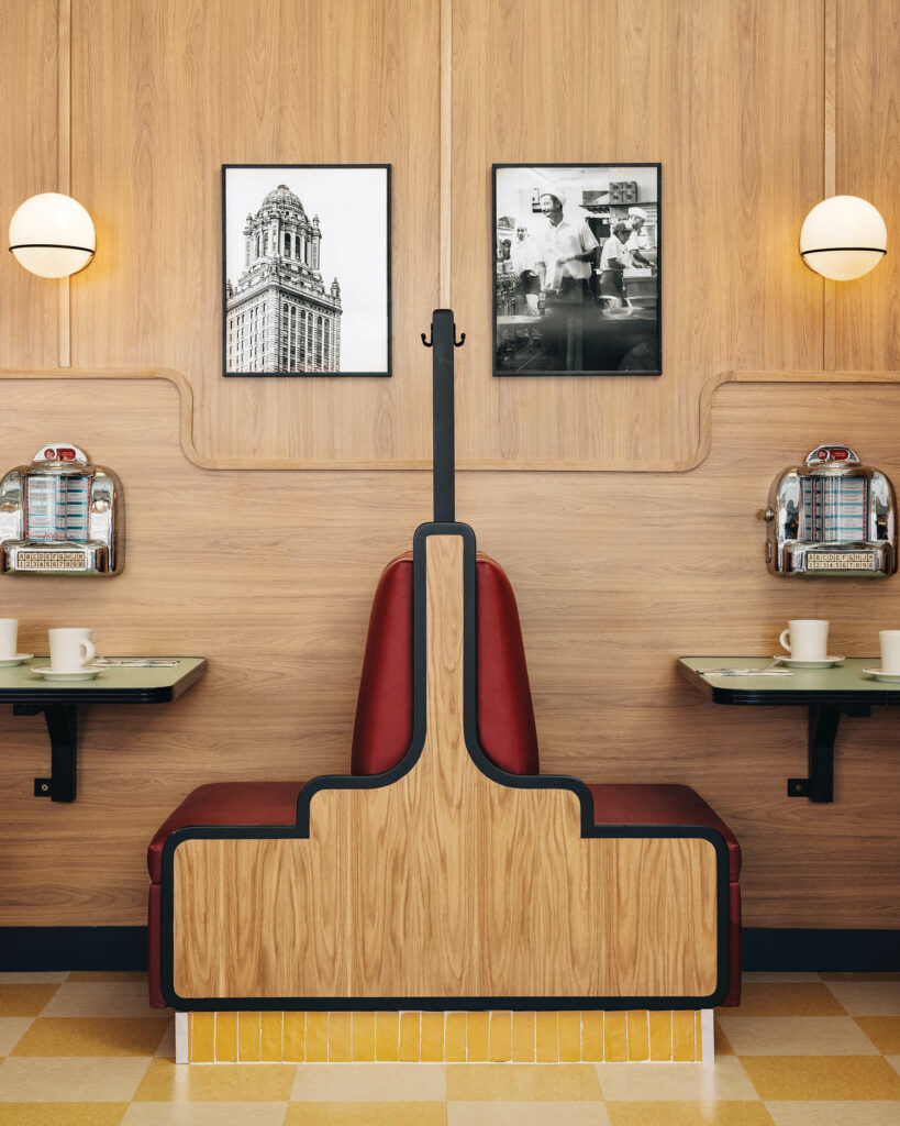 外墙和老照片环绕板