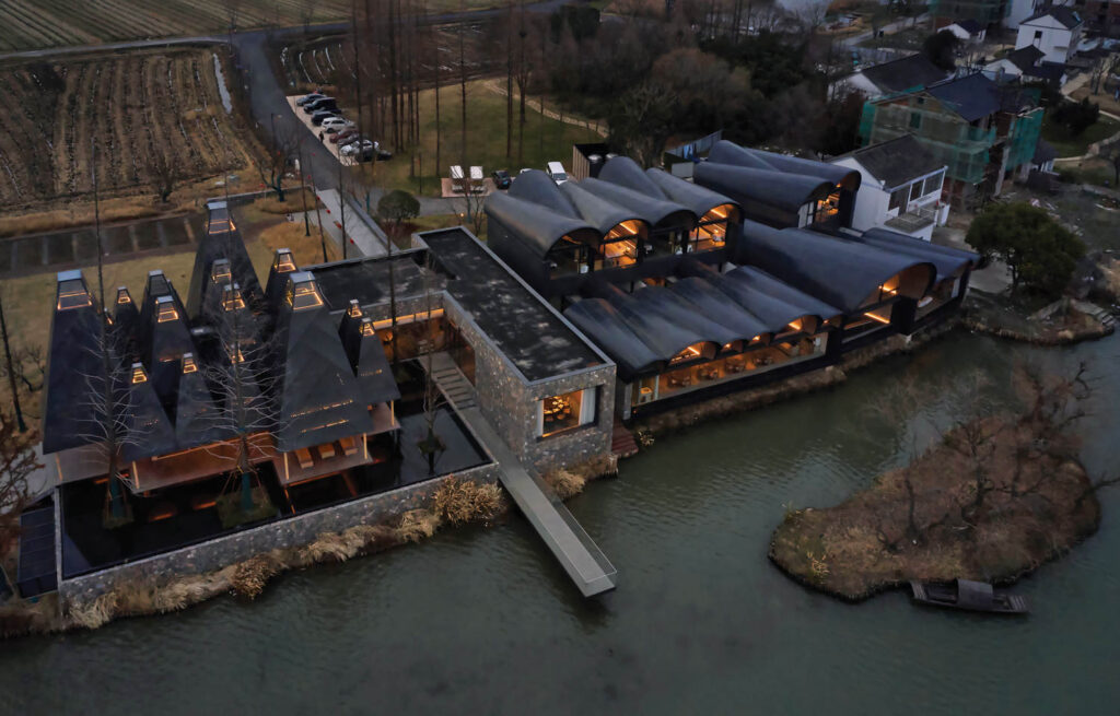 近邻餐厅高端视图