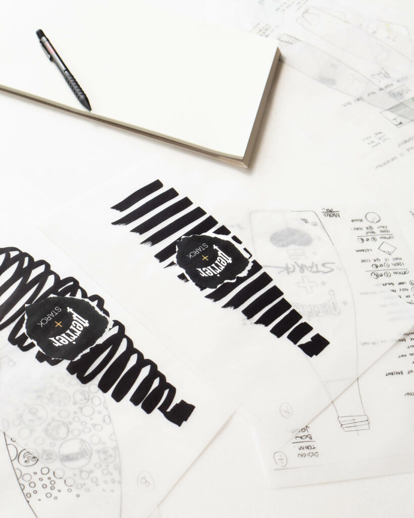 黑标记内渗透瓶素描