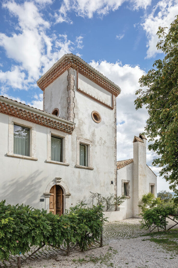 十六世纪建楼曾为修道院,现为宾馆