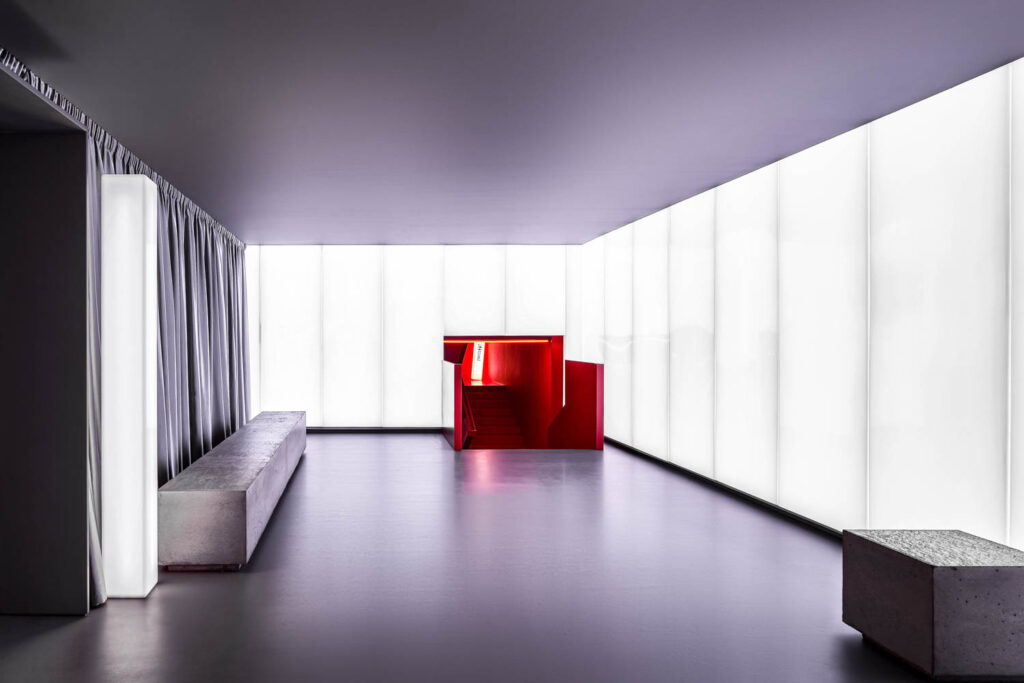 银楼底层剧院前厅