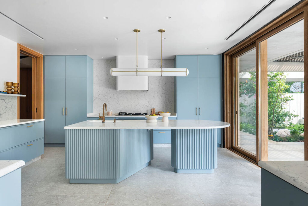 浅蓝厨房小岛白白