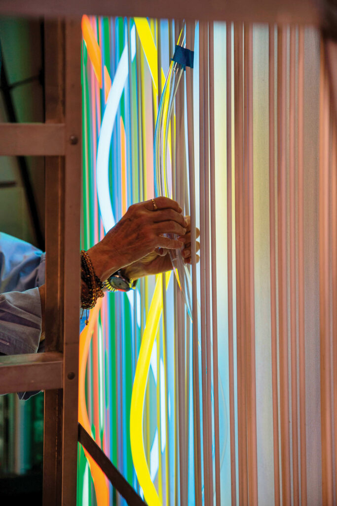 Woven Neon,2019年,SuzanneTch