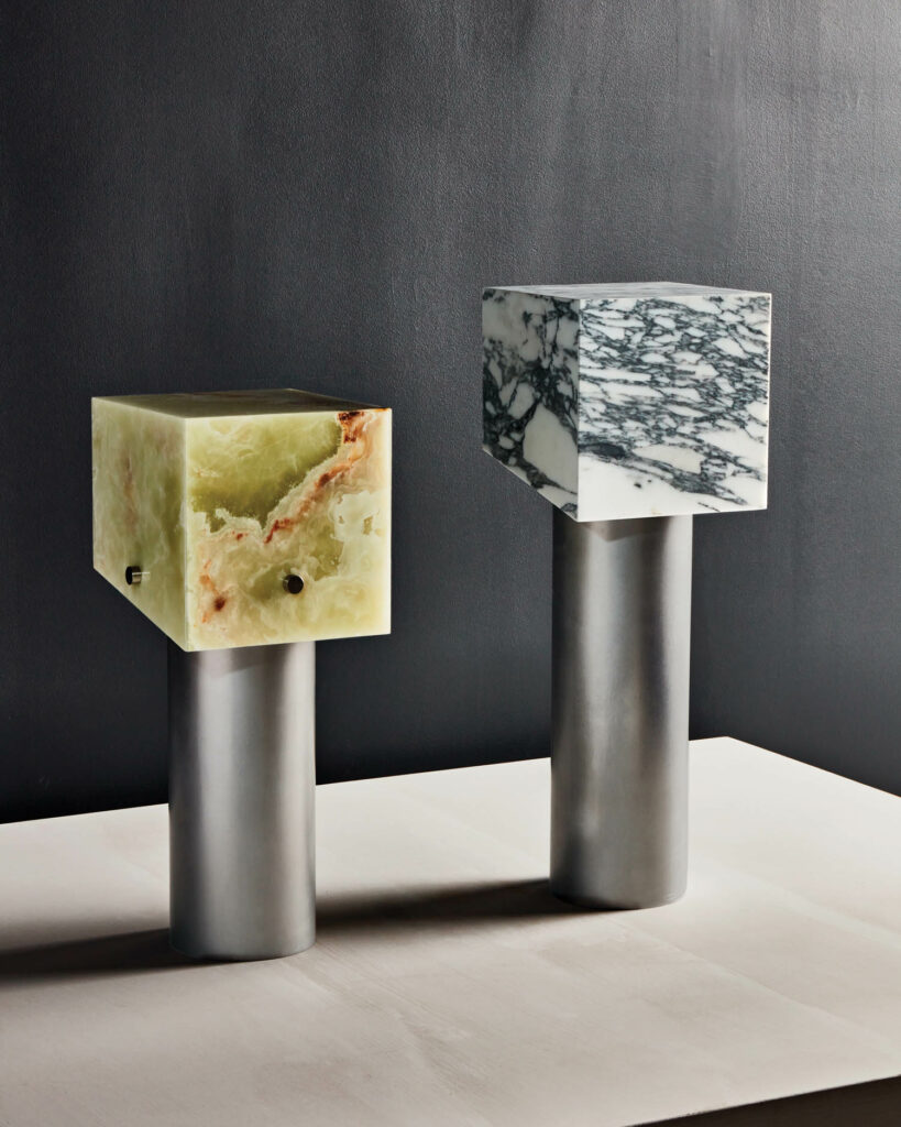 黄灰立方体顶部刷新铝基