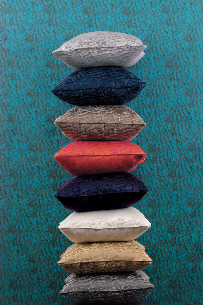 焦点金属壳布料Jim Thompson,2012