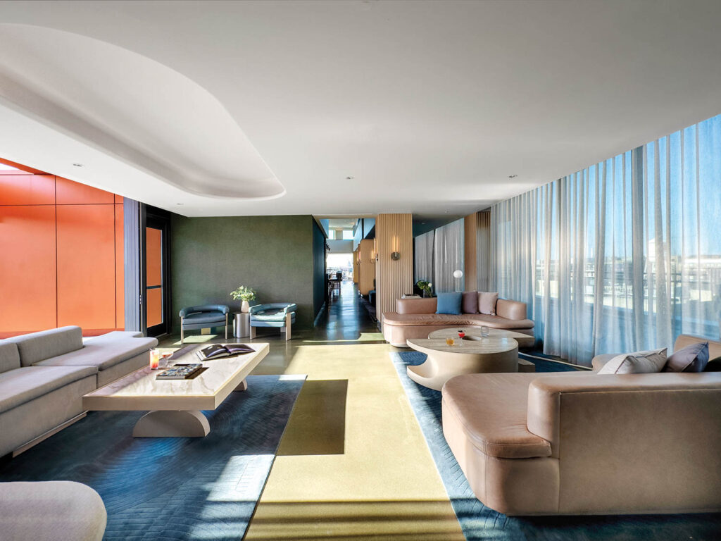 梯田休息室内部外景