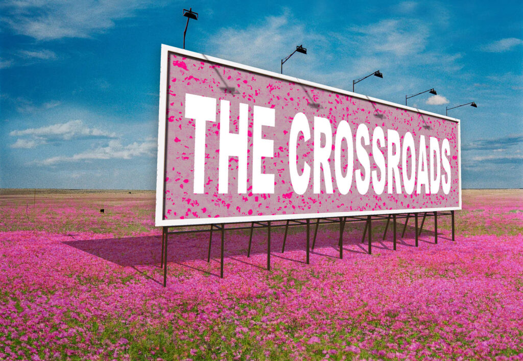 路口标志带粉红色花