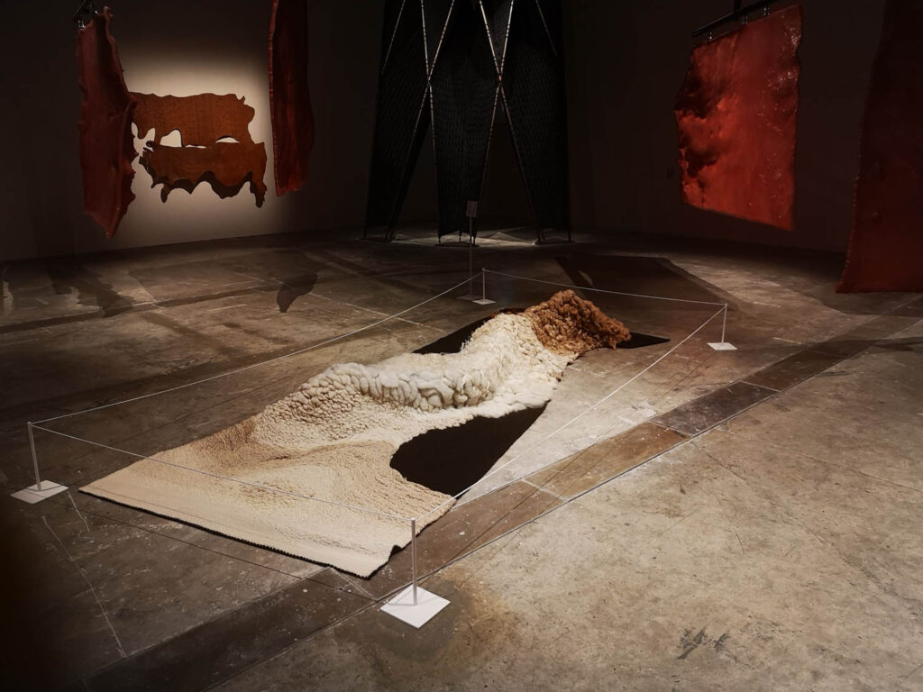 大尺度块表示编织和感知