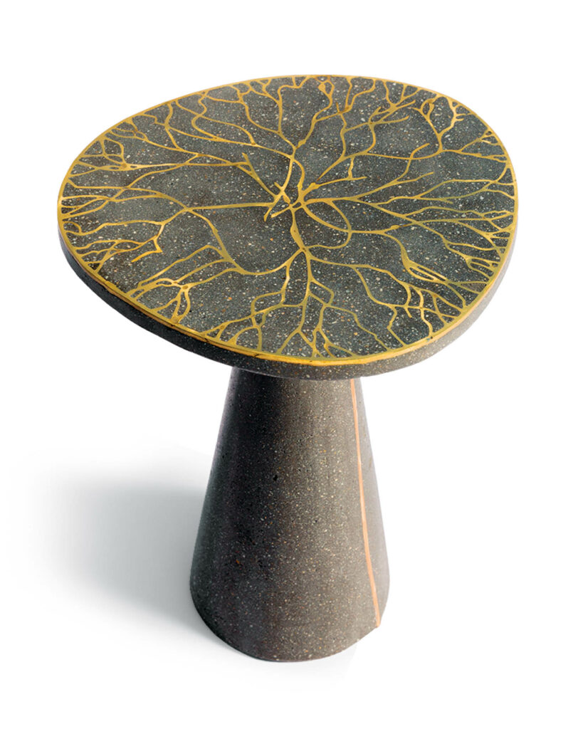 侧表加金绿色口音