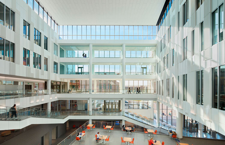 威尔伯O安鲍尔商学院克莱姆森大学