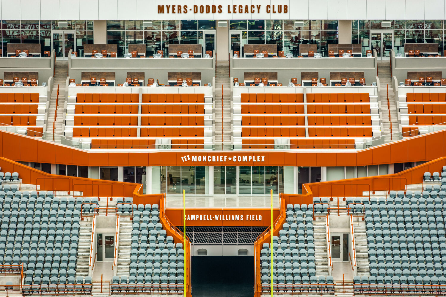 DarrellKRoyal-Texas纪念体育场,得克萨斯大学