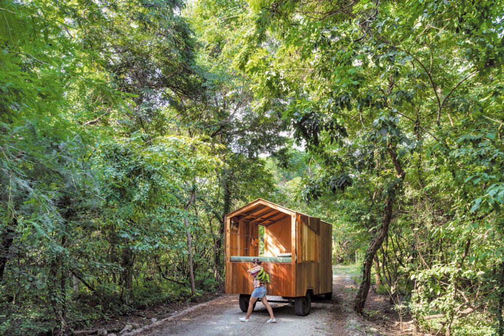 JAG Studio设计轮子小屋