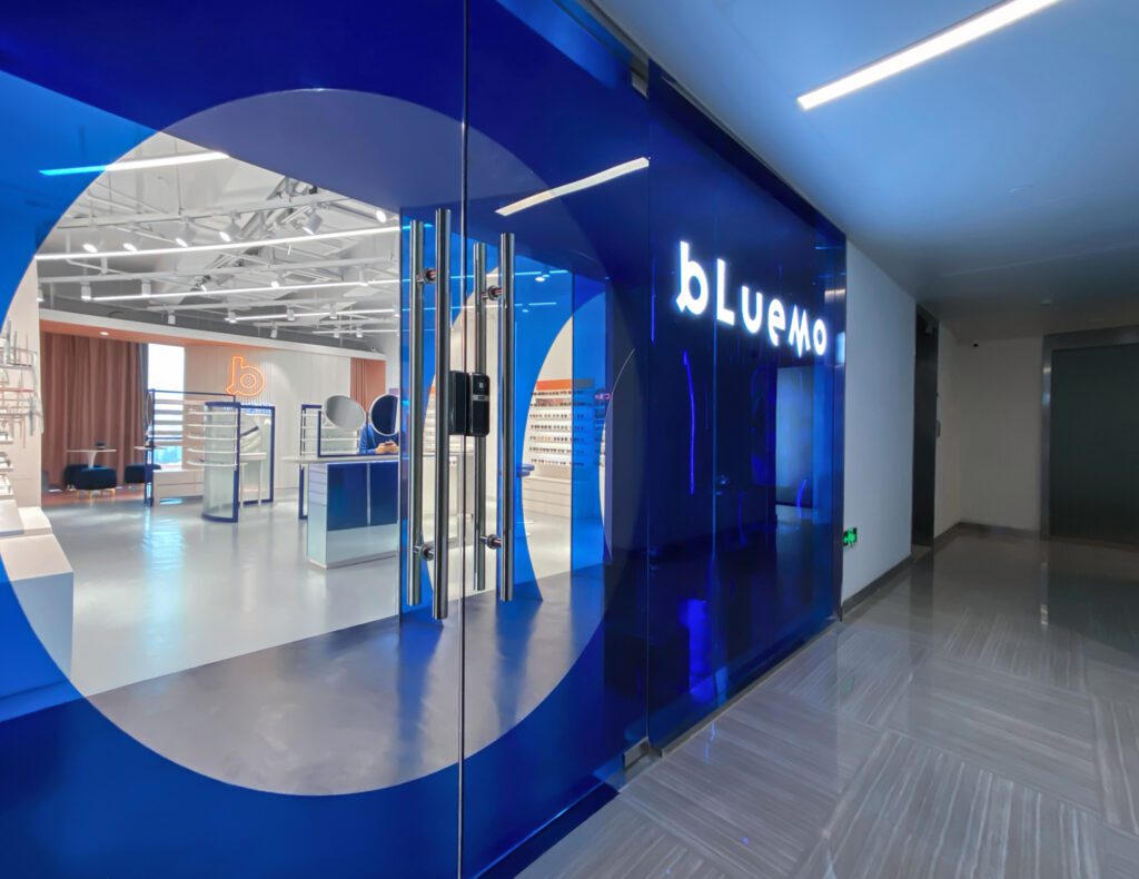 眼服店9楼办公楼照片由郑成