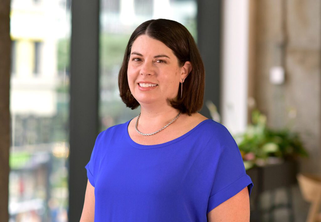 劳拉莫里斯头像