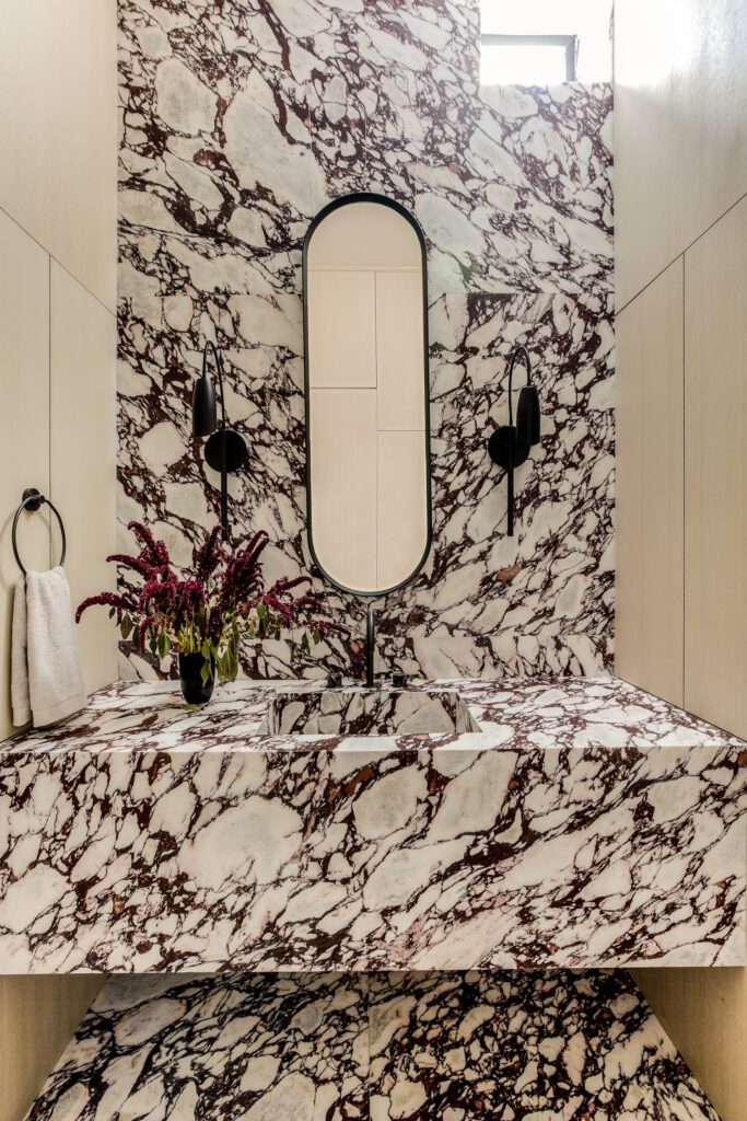 大理石装饰卫生间