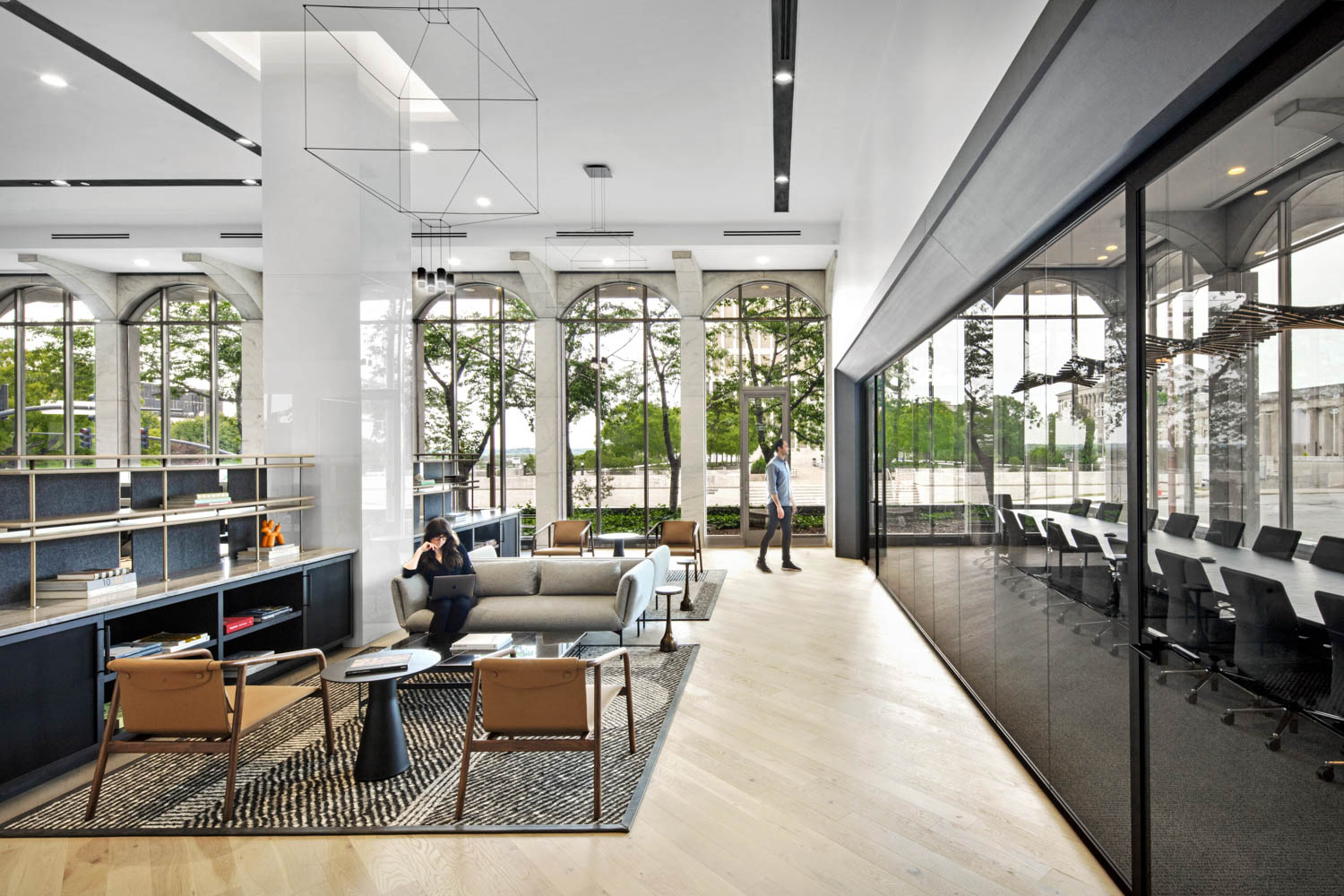 结构列隐藏Clarus反画玻璃列封