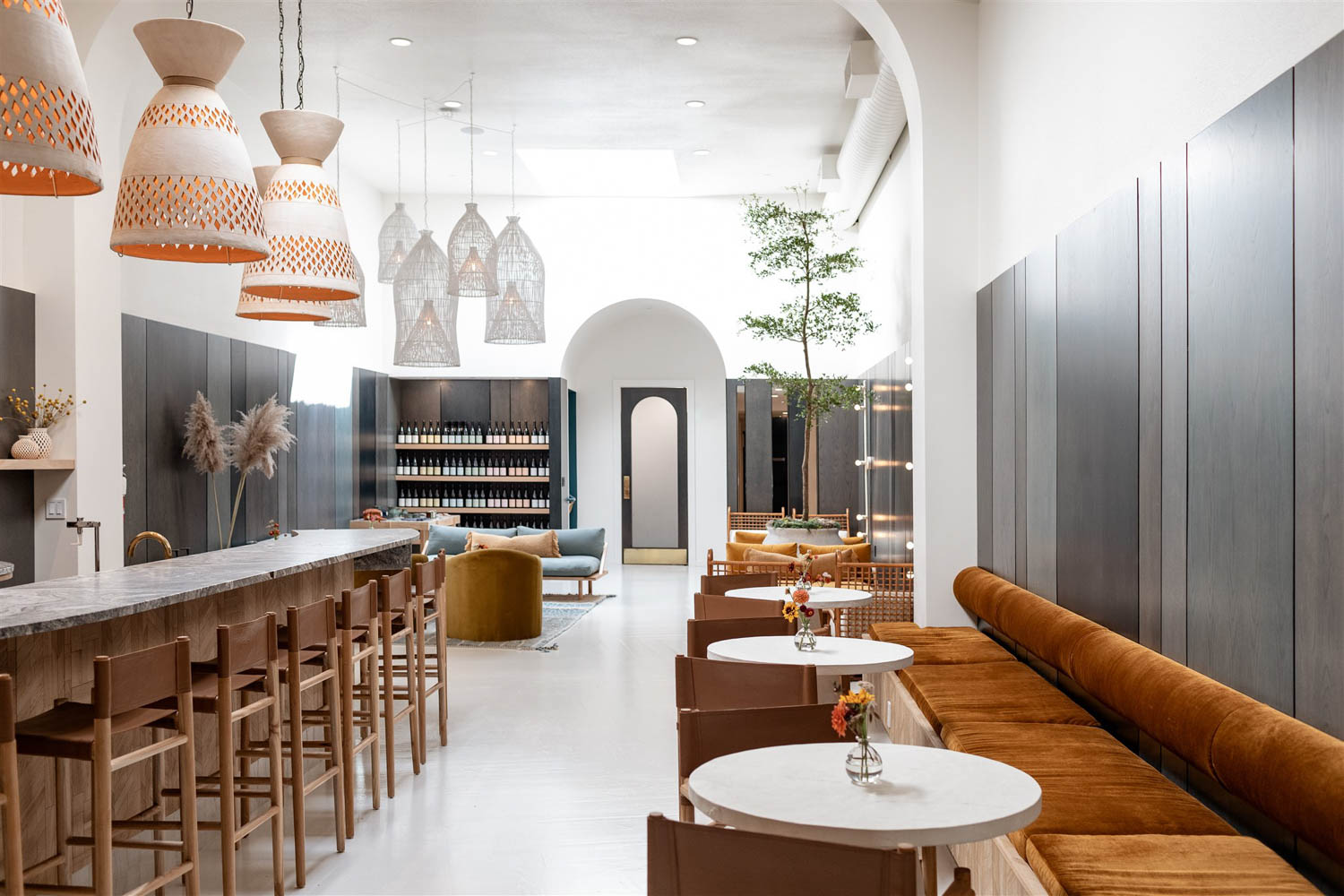 多尺寸越南鱼篮集合在不同高度挂起以拆分16天花板