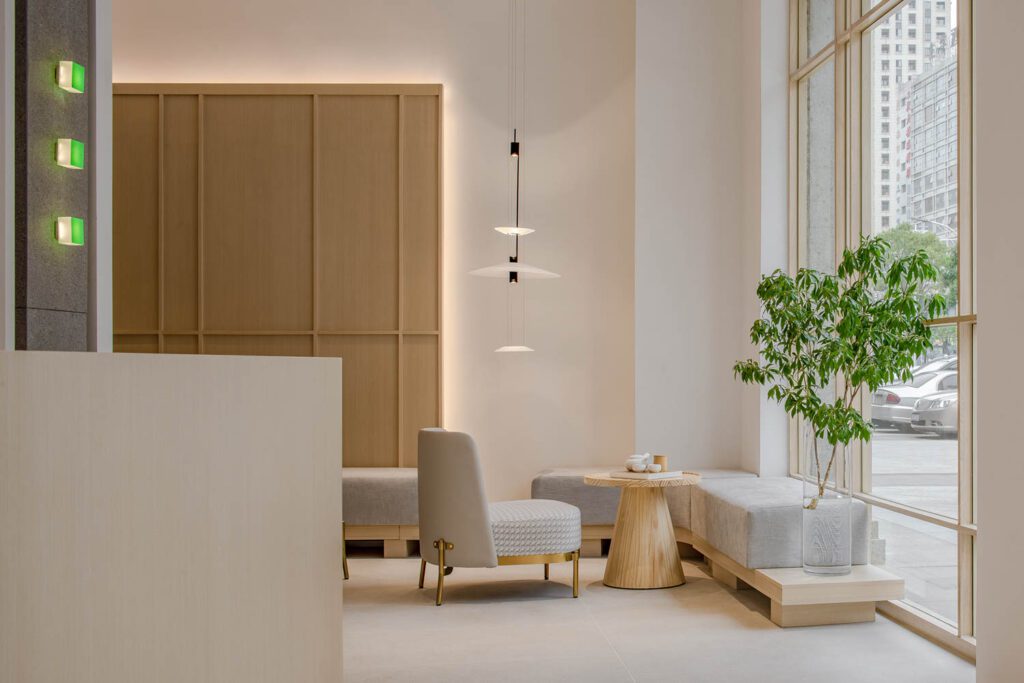 Vibia笔记本上挂起休息室,