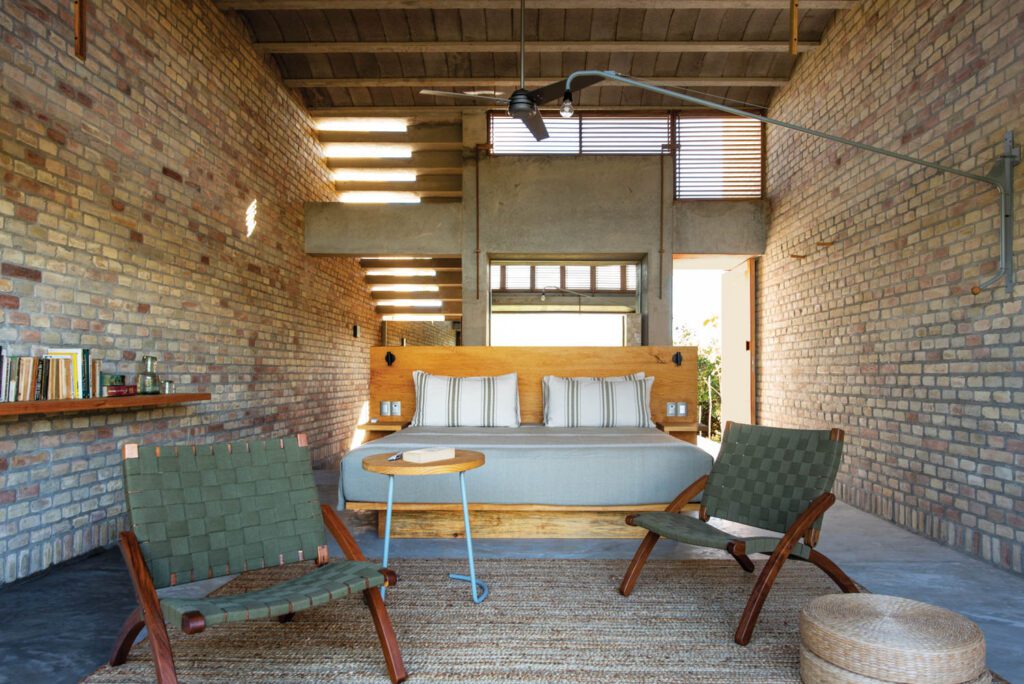 套房门 本地tzalam或mayan核桃折叠完全开放 自然交叉通风