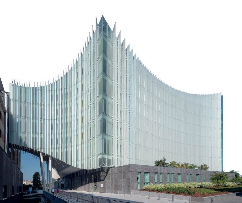 MCA圣Raffaele医院10层急救中心,它外观氧化-集合槽分解烟雾粒子并转化成盐同时减少日热增耗