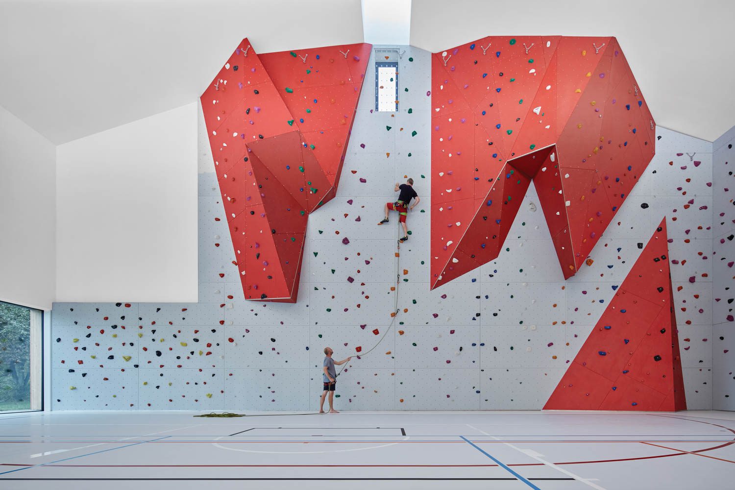 11月Hrozenkov小学体育馆