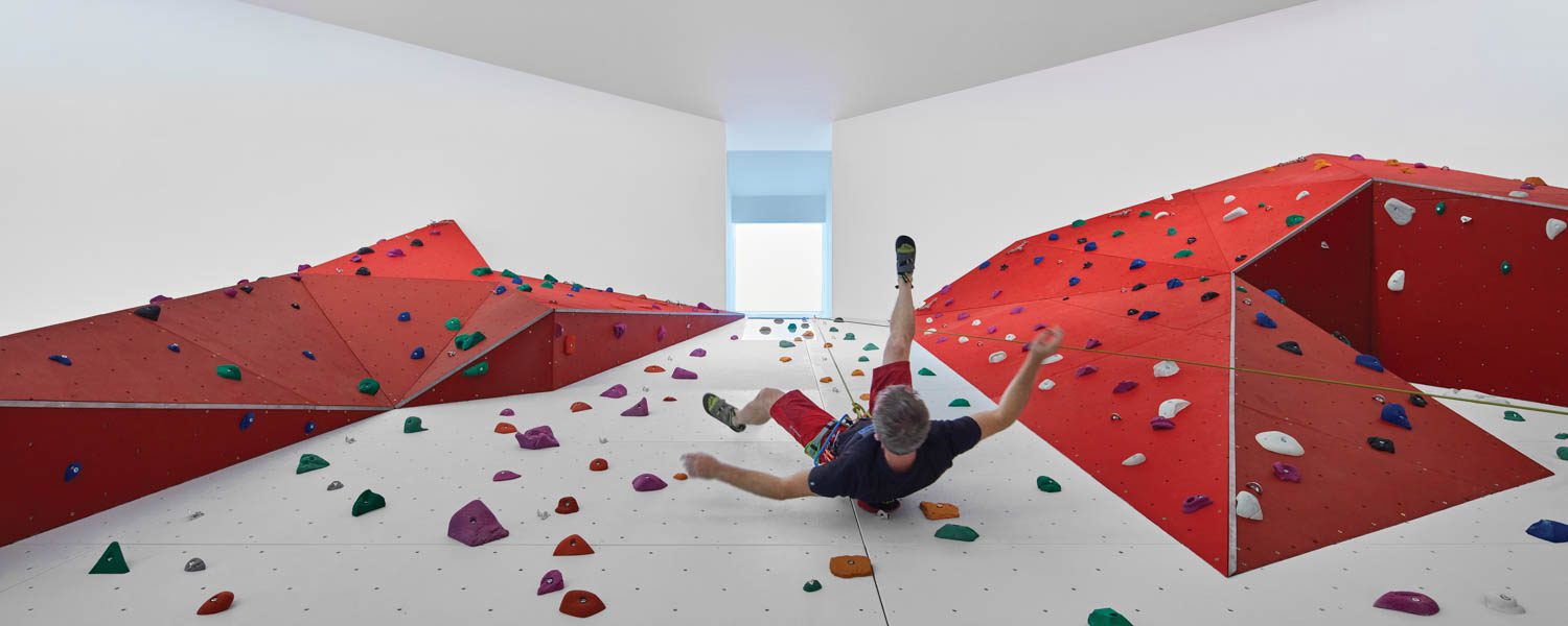 11月Hrozenkov小学体育馆