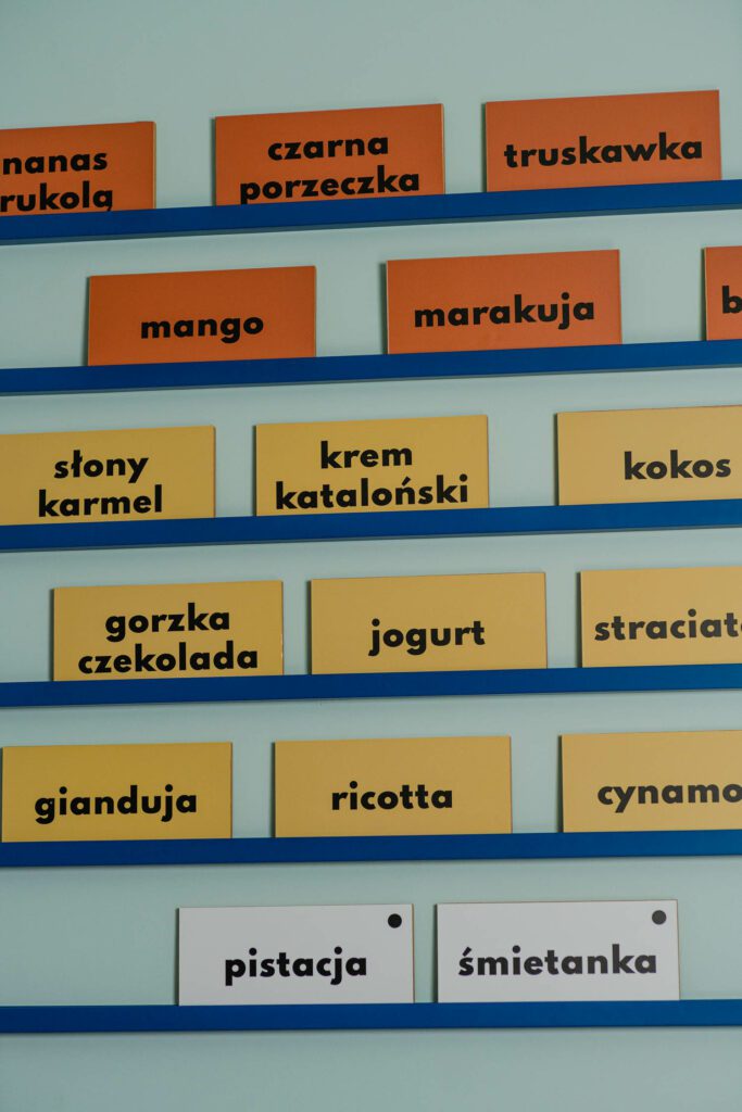 渐变显示卡组成季节性菜单