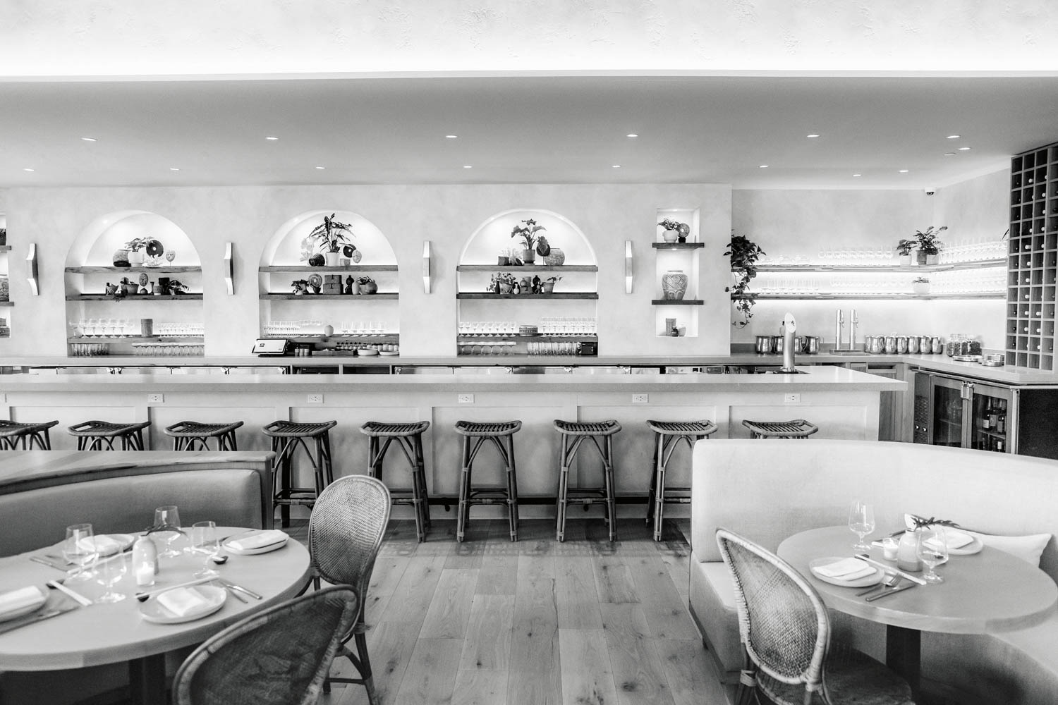 黑白图片显示Shea在明尼阿波利斯Khaluna