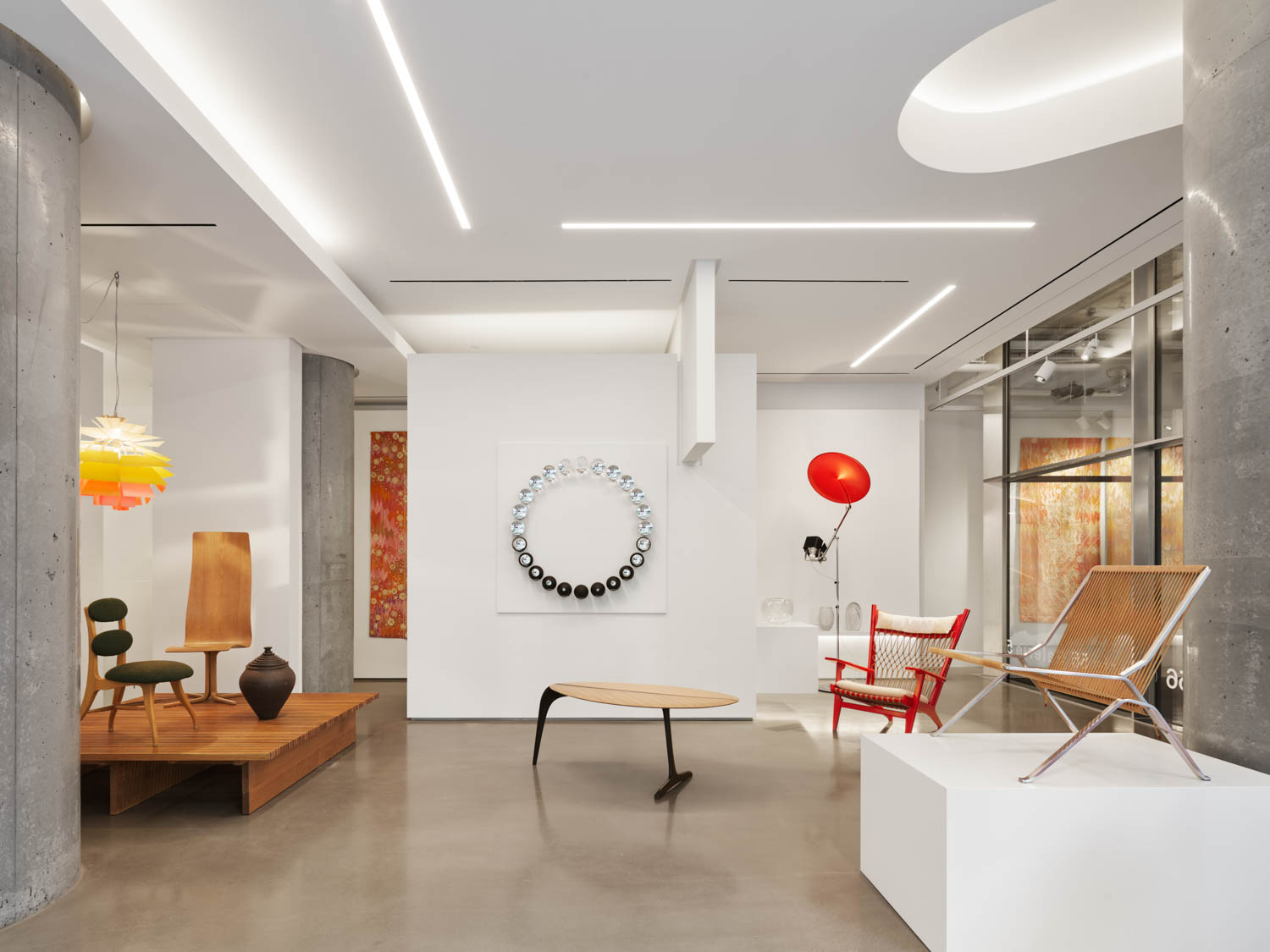 Mindel展出有各种装饰品的Carden天启