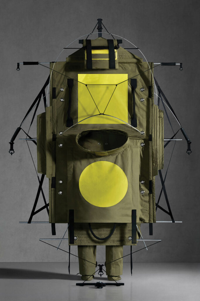 绿形时尚构造Craig Green艺术和时尚组合