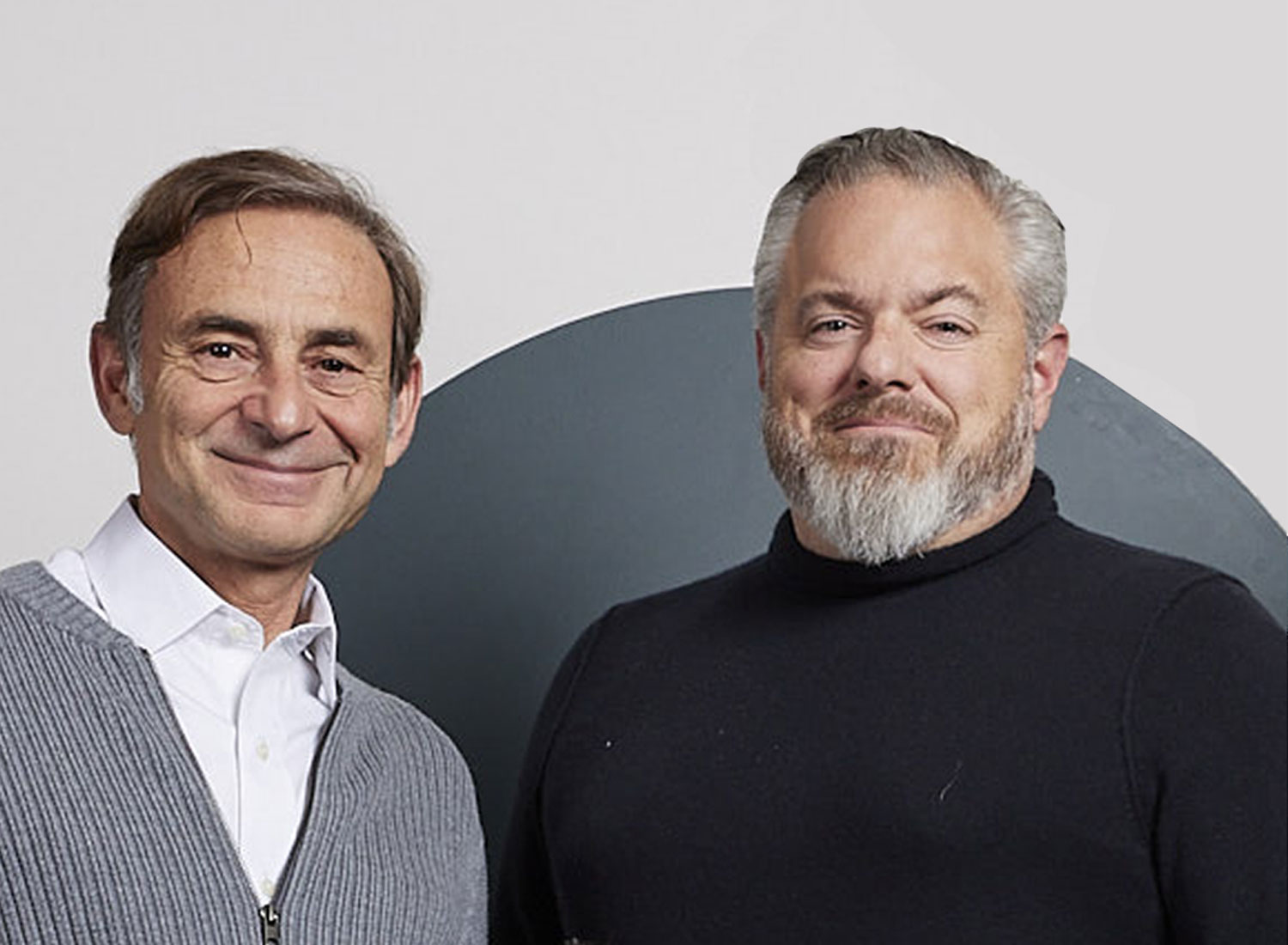 yabo体育首页PhilippeBrocart和AdamSandow并排