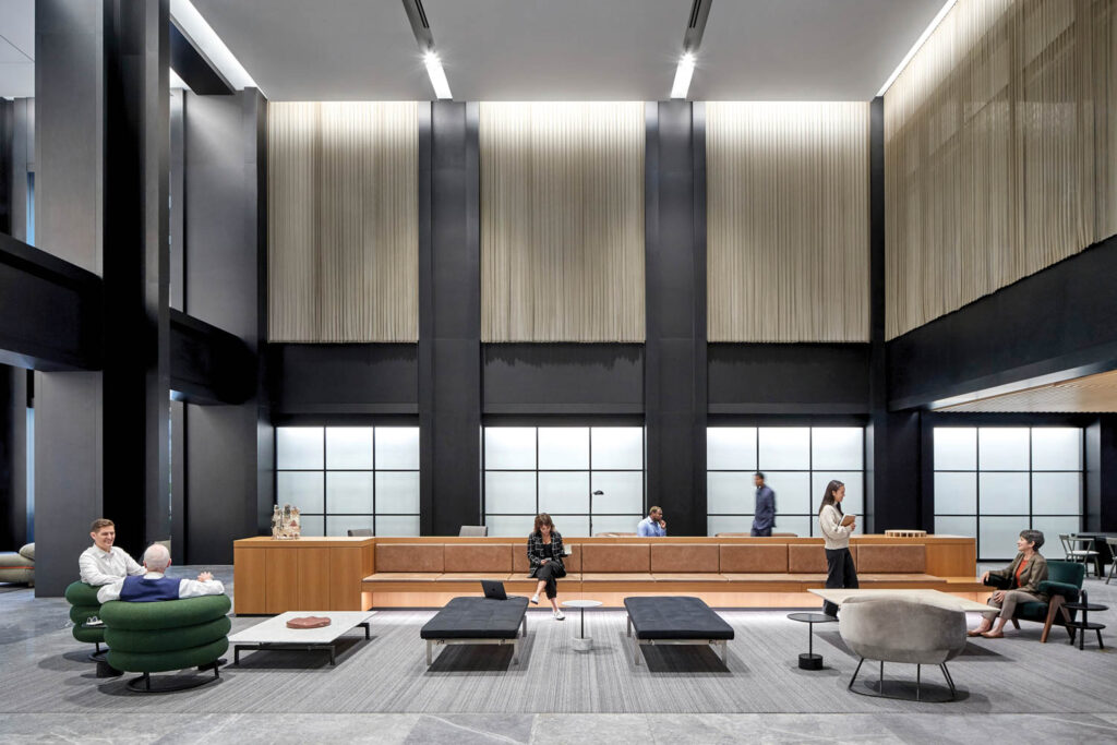 橡木机厢提供休息室的座位