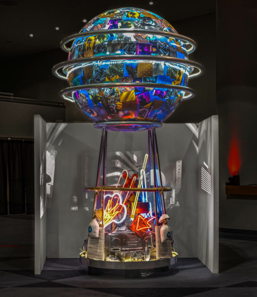 a热气球安装由视觉艺术学院DIFFA设计2023