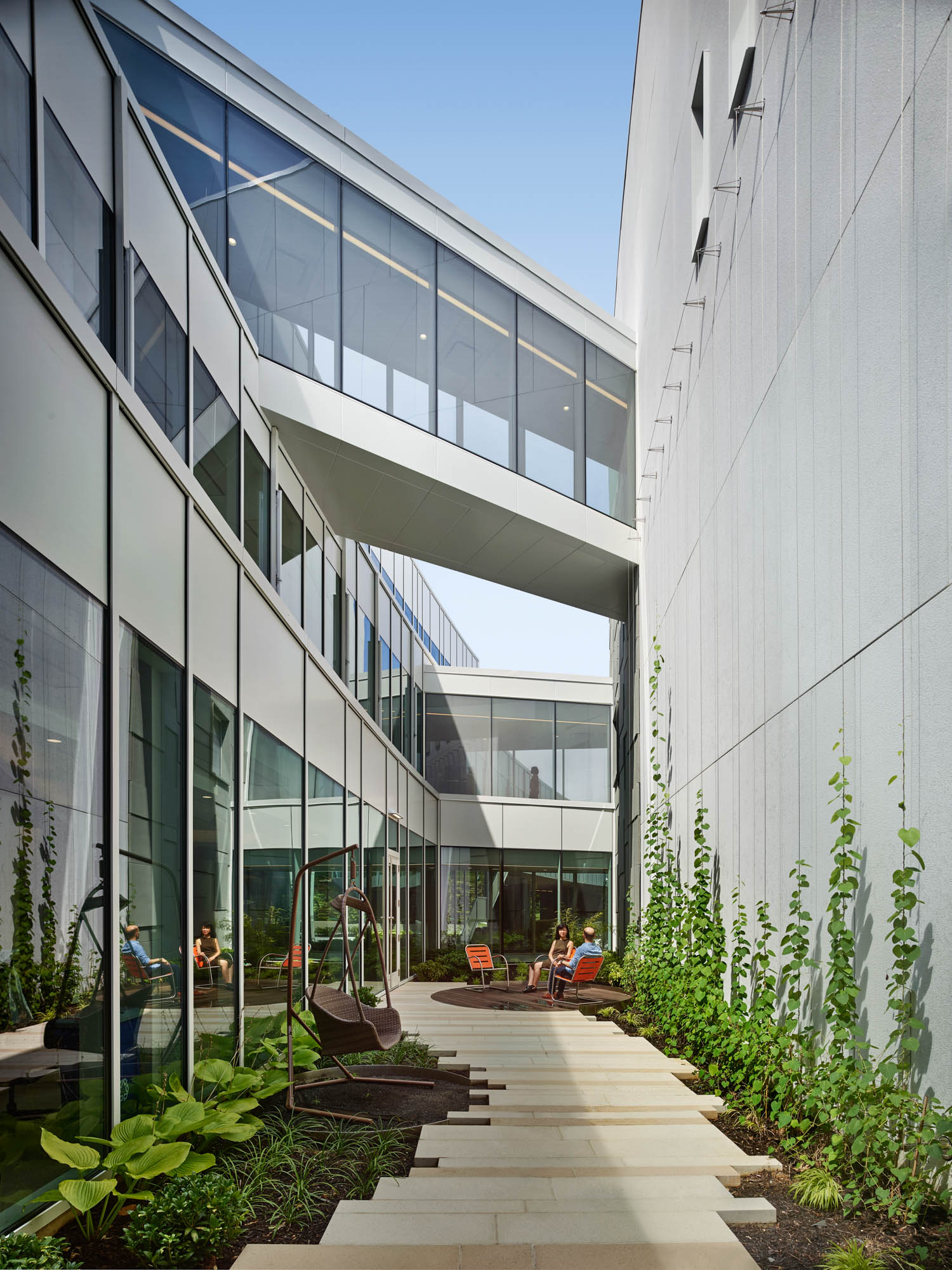 SloanKevingMonmouth急救中心自然漫步